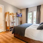 Veluwe Villa Met Wellness En Binnenzwembad Wekerom