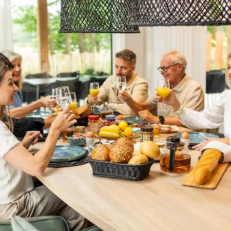 Veluwe Met Binnenzwembad & Wellness - 12 Personen - Valley וילה Wekerom