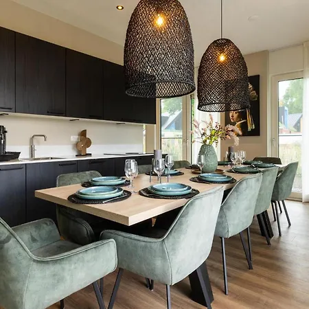 Veluwe Met Binnenzwembad & Wellness - 12 Personen - Valley * Wekerom