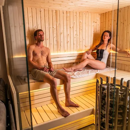 Ferienpark Veluwe Mit Innenpool&wellness | 12 Personen Wekerom