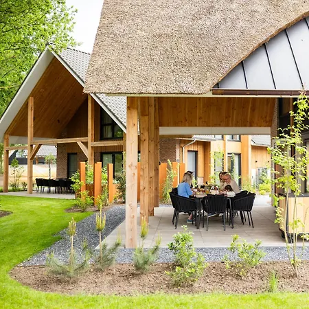Ferienpark Veluwe Mit Innenpool&wellness | 12 Personen Wekerom