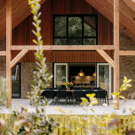 Veluwe Met Wellness En Binnenzwembad *