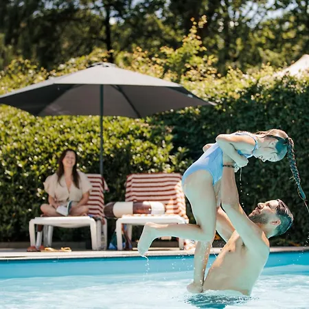 Veluwe Met Wellness En Binnenzwembad Holiday park Wekerom