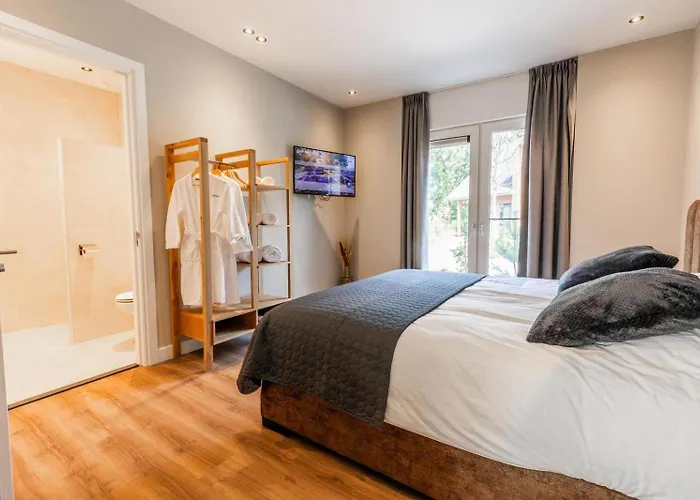 Veluwe Met Binnenzwembad & Wellness - 12 Personen - Valley *