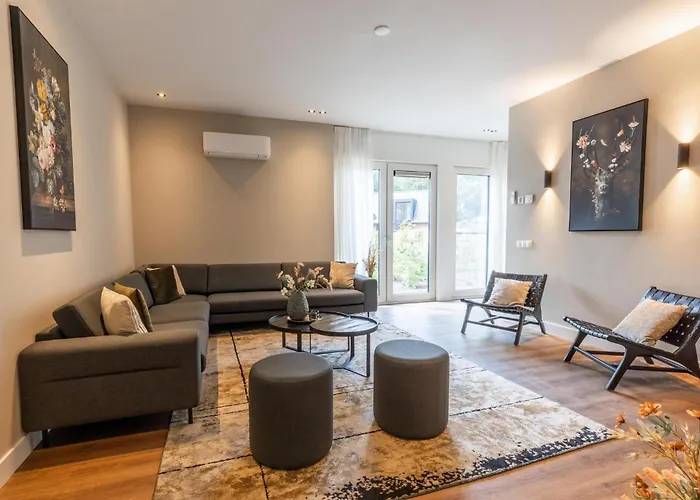 Veluwe Met Binnenzwembad & Wellness - 12 Personen - Valley