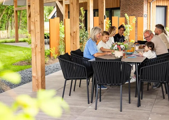Vila Veluwe Met Binnenzwembad & Wellness - 12 Personen - Valley